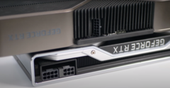 Afinal, a GeForce RTX 3080 Founders Edition tem um conector de 12 pinos. (Fonte de imagem: Digital Foundry)