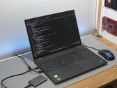 Análise do Lenovo ThinkPad P16s G2 AMD: Potência e OLED dentro deste laptop para estação de trabalho