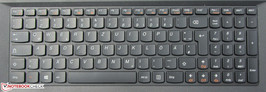 O típico teclado da Lenovo, o AccuType.