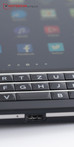 Outro recurso que não é tão incomum para um BlackBerry: o teclado físico.