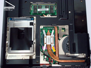 Da esquerda para a direita: disco rígido, RAM e CPU com um sistema de resfriamento
