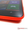 O Nokia Lumia 1320 é agradável para segurar e tem uma excelente construção.