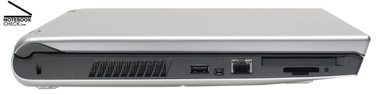 Lado esquerdo: Fecho Kensington, aberturas de ventilação, 1x USB-2.0, FireWire, 100-MBit-LAN, ExpressCard/54, leitor de cartões 5-em-1 Lado esquerdo: Fecho Kensington, aberturas de ventilação, 1x USB-2.0, FireWire, 100-MBit-LAN, ExpressCard/54, leitor de cartões 5-em-1
