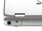 ...contudo, DVI ou HDMI não são fornecidos por portáteis desta classe de preços. ...contudo, DVI ou HDMI não são fornecidos por portáteis desta classe de preços.