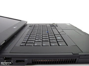 A aparência material na área de trabalho não atinge o nível do HP Elitebook 8540w.