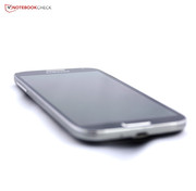 O Samsung Galaxy S4 faz uso de praticamente toda tecnologia de comunicação wireless concebível, por exemplo, LTE, Bluetooth ...