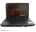 A Fujitsu incorpora uma tela mate.