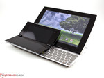 O Tablet P encima do Asus Eee PC Slider SL101