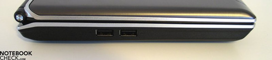 Lado esquerdo: 2x USB