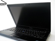 Também duas variações da tela são oferecidas para o Dell Latitude E6400.