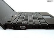 O teclado se parece muito com o da série HP ProBook.