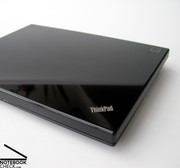 O Lenovo Thinkpad SL400 parece à primeira vista extremamente atípico para os normalmente conservadores Thinkpads;