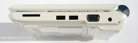 Lado Direito: Leitor MMC/SD, 2x USB 2.0, VGA, conector de força