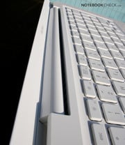 É parecido ao MacBook Pro de alumínio