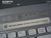 Com as hotkeys acima do teclado, pode iniciar internet, atenuar o som e desativar a tela