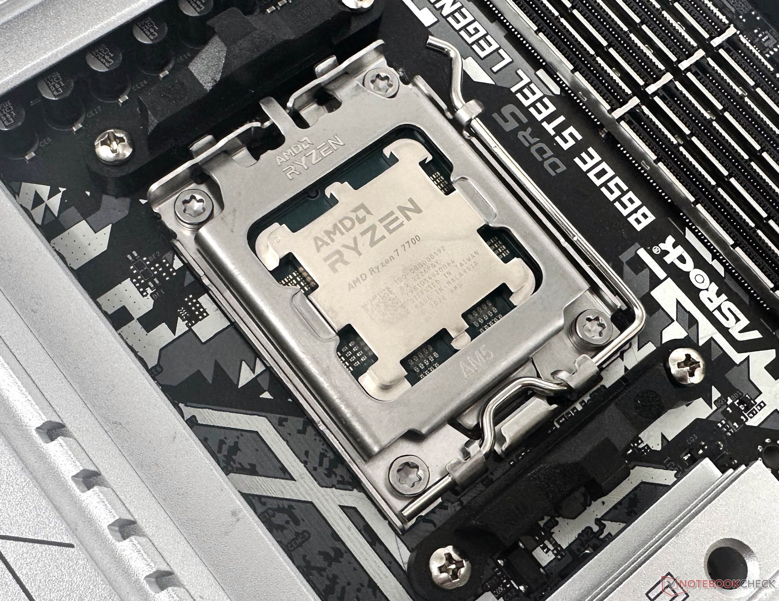 AMD Ryzen 7 7700 65 W Revisão Ryzen 7000: Able Core i9-12900K e