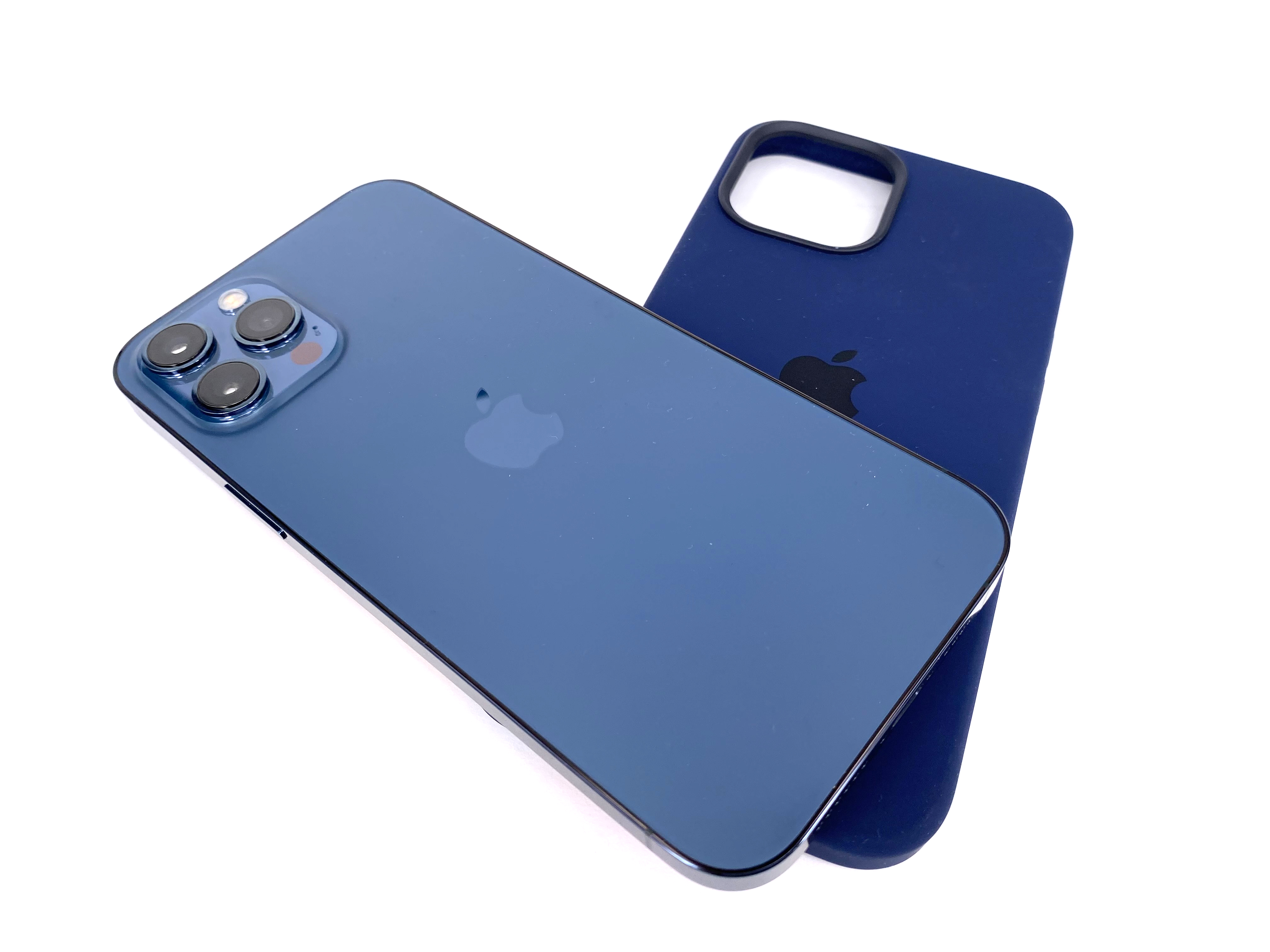 Apple iPhone 12 Pro Max Smartphone Review - Large High-End Apple Telefone -  Notebookcheck.info