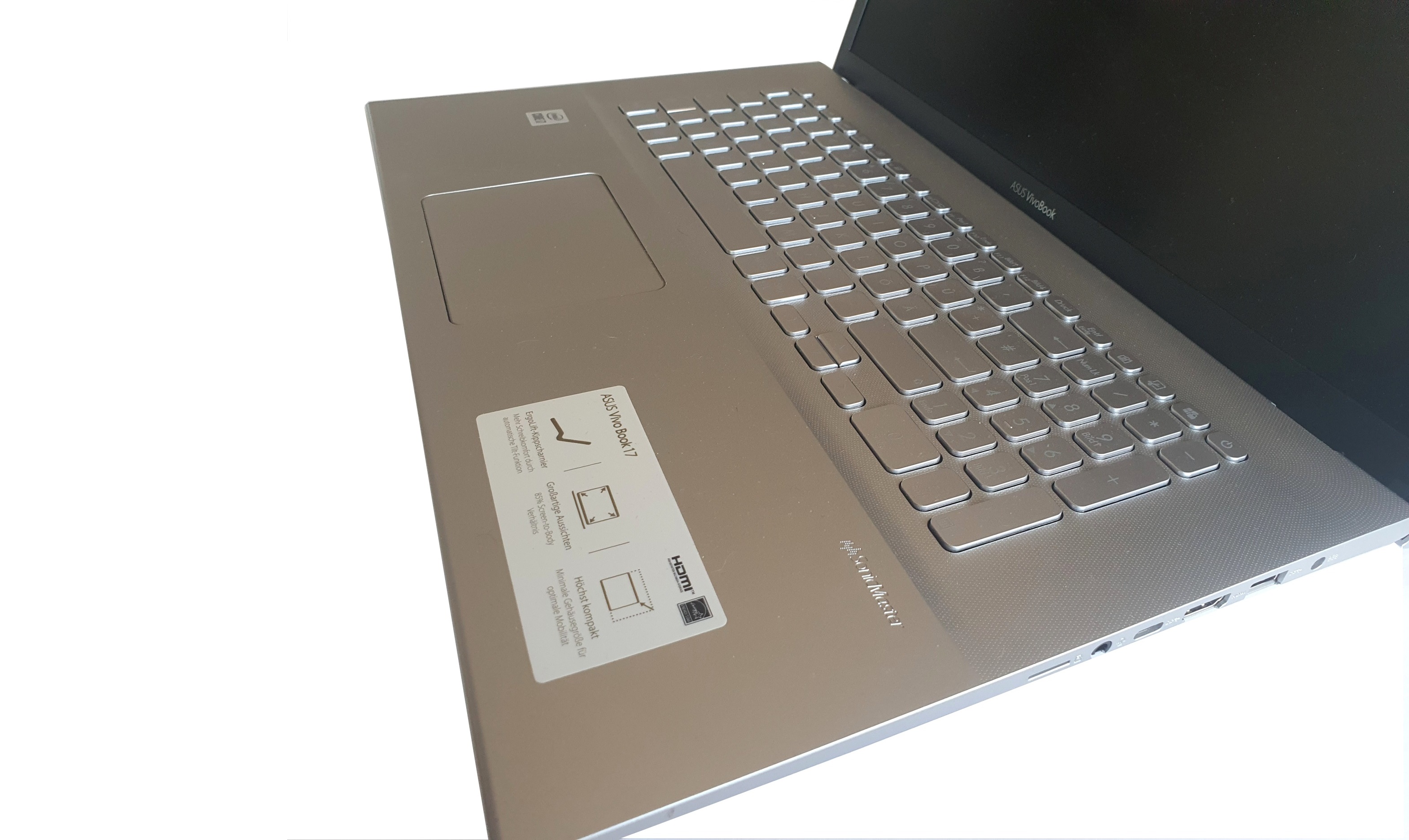 Asus VivoBook 17 (F712JA) revisão: Laptop de 17 polegadas acessível com ...