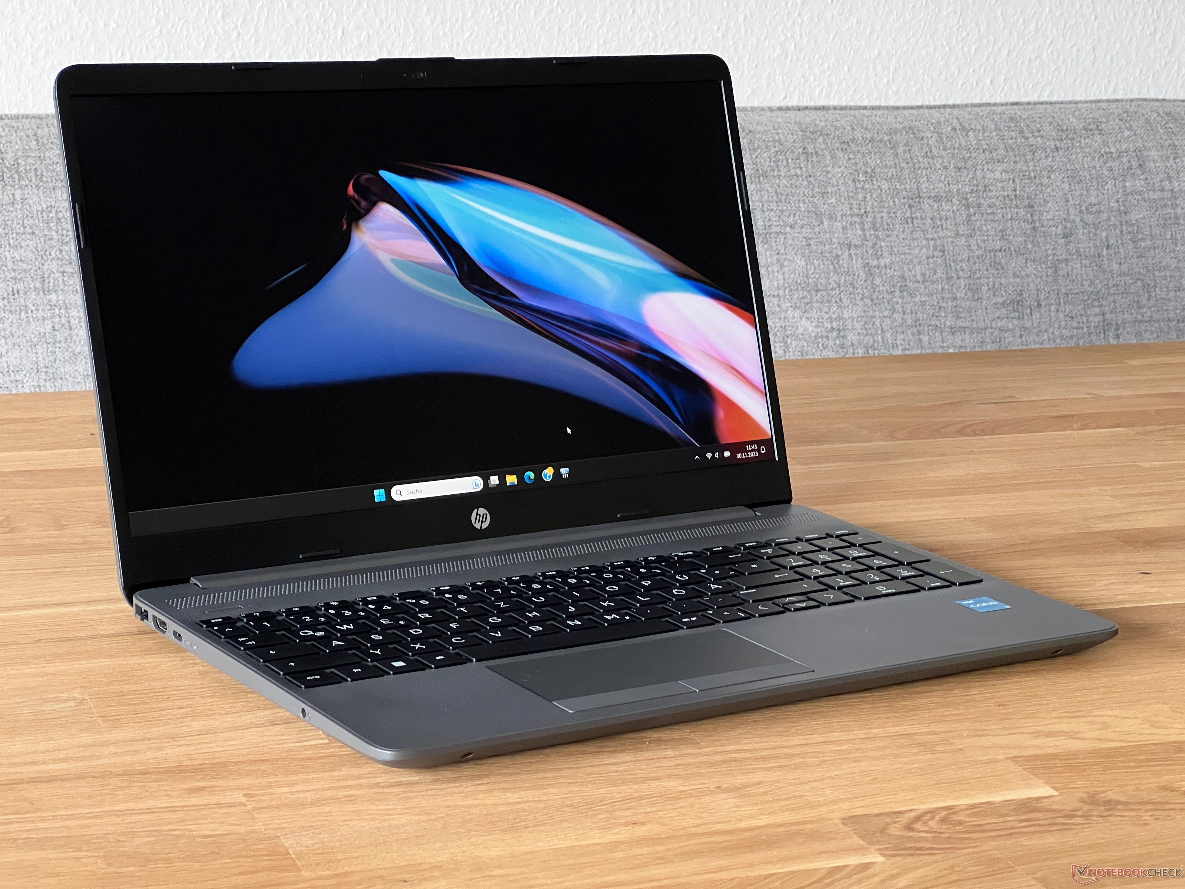 HP 250 G9 12世代 i3 256GB 8GB Win11 Office Análise do HP 250 G9 - Um laptop de escritório acessível com Core
