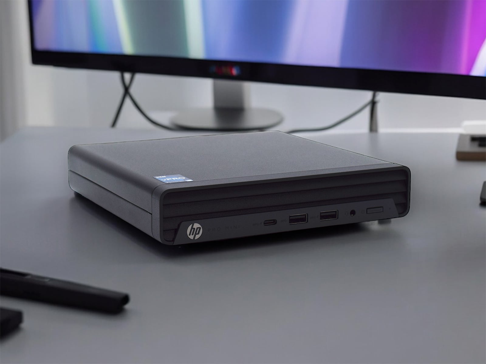 Análise do Mini-PC HP Pro Mini 400 G9: NUC PC com boa eficiência