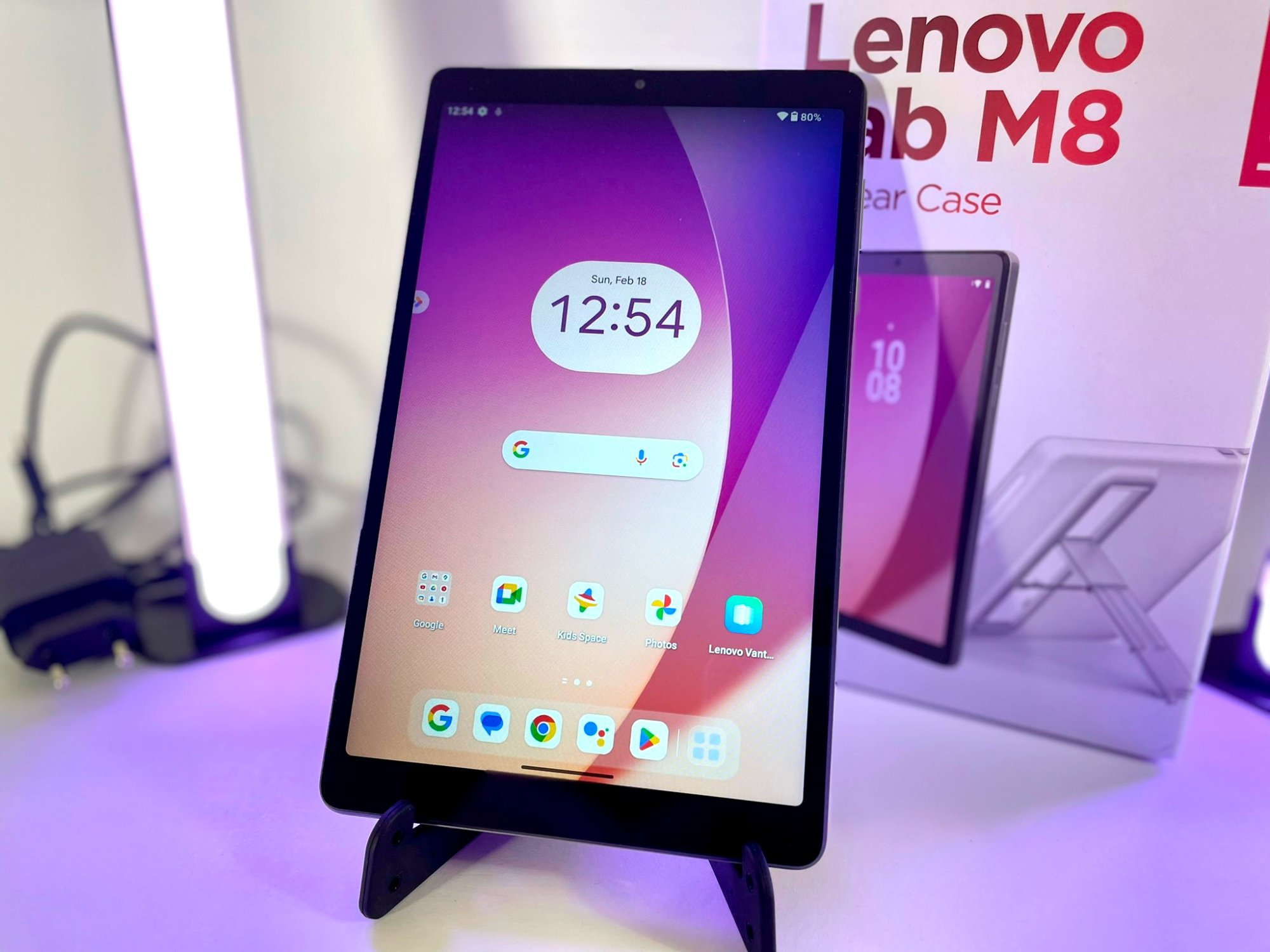 Análise do Lenovo Tab M8 (Gen 4) 2024 - Um mini tablet com bateria