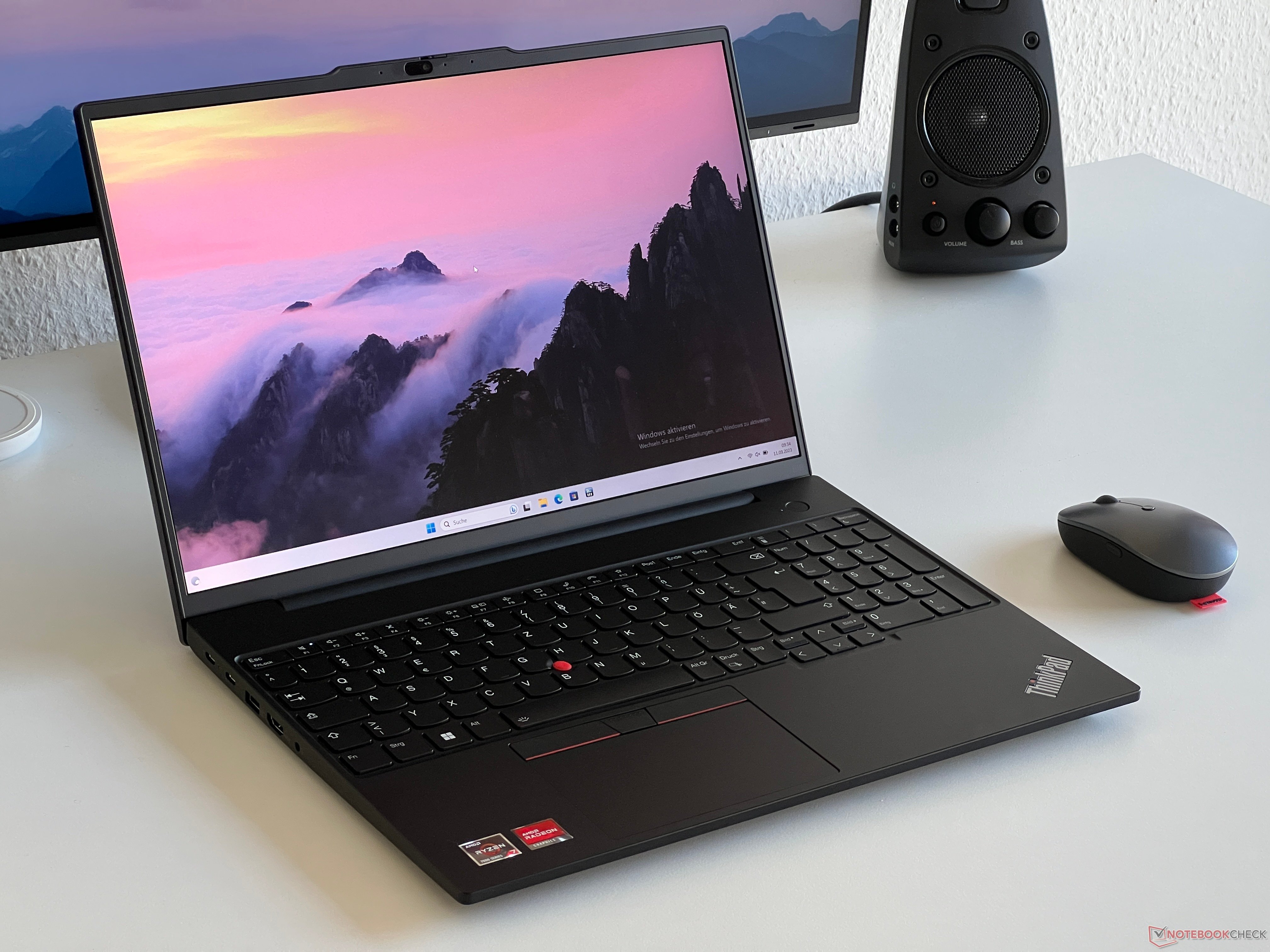 Análise do Lenovo ThinkPad E16 G1 AMD - Laptop grande para