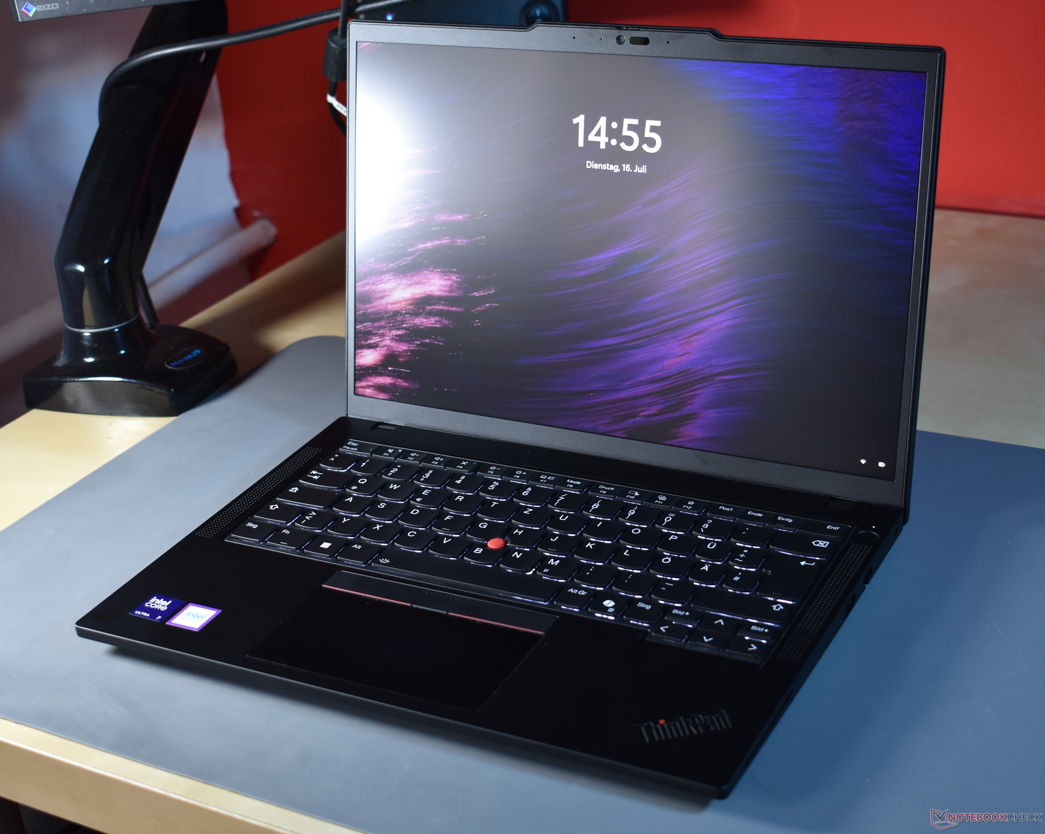 Análise do laptop Lenovo ThinkPad T14 Gen 5 Intel: RAM atualizável