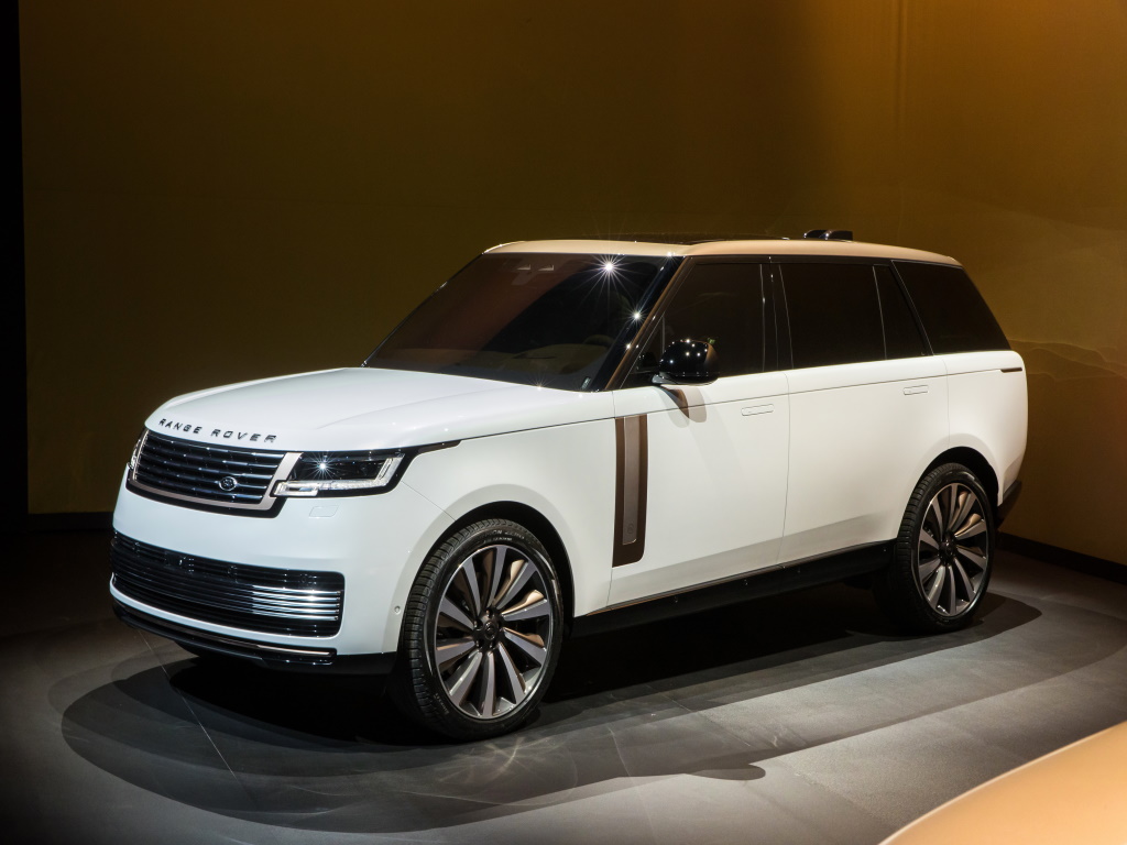 A Land Rover apresenta um Range Rover totalmente elétrico que deverá