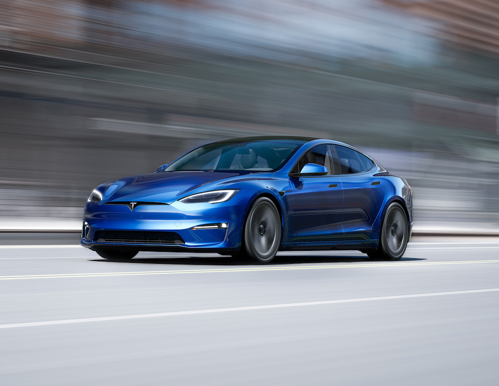 Sonic é lançado no sistema de jogo dos carros Tesla