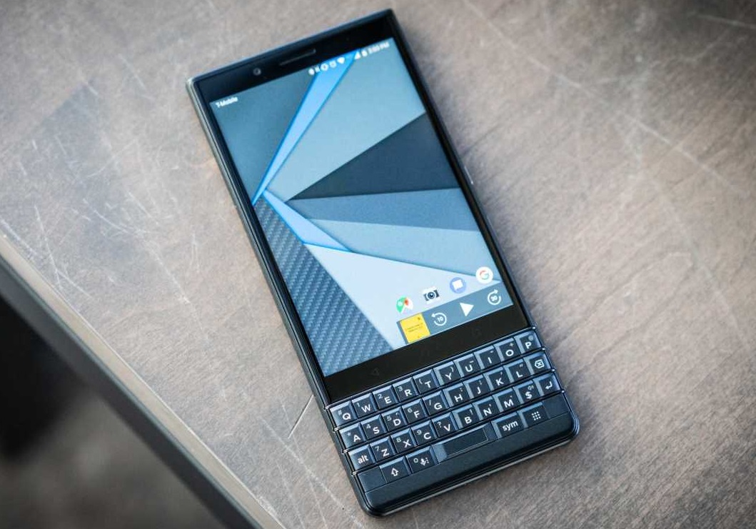 O smartphone BlackBerry 5G prometido com teclado físico agora em dúvida