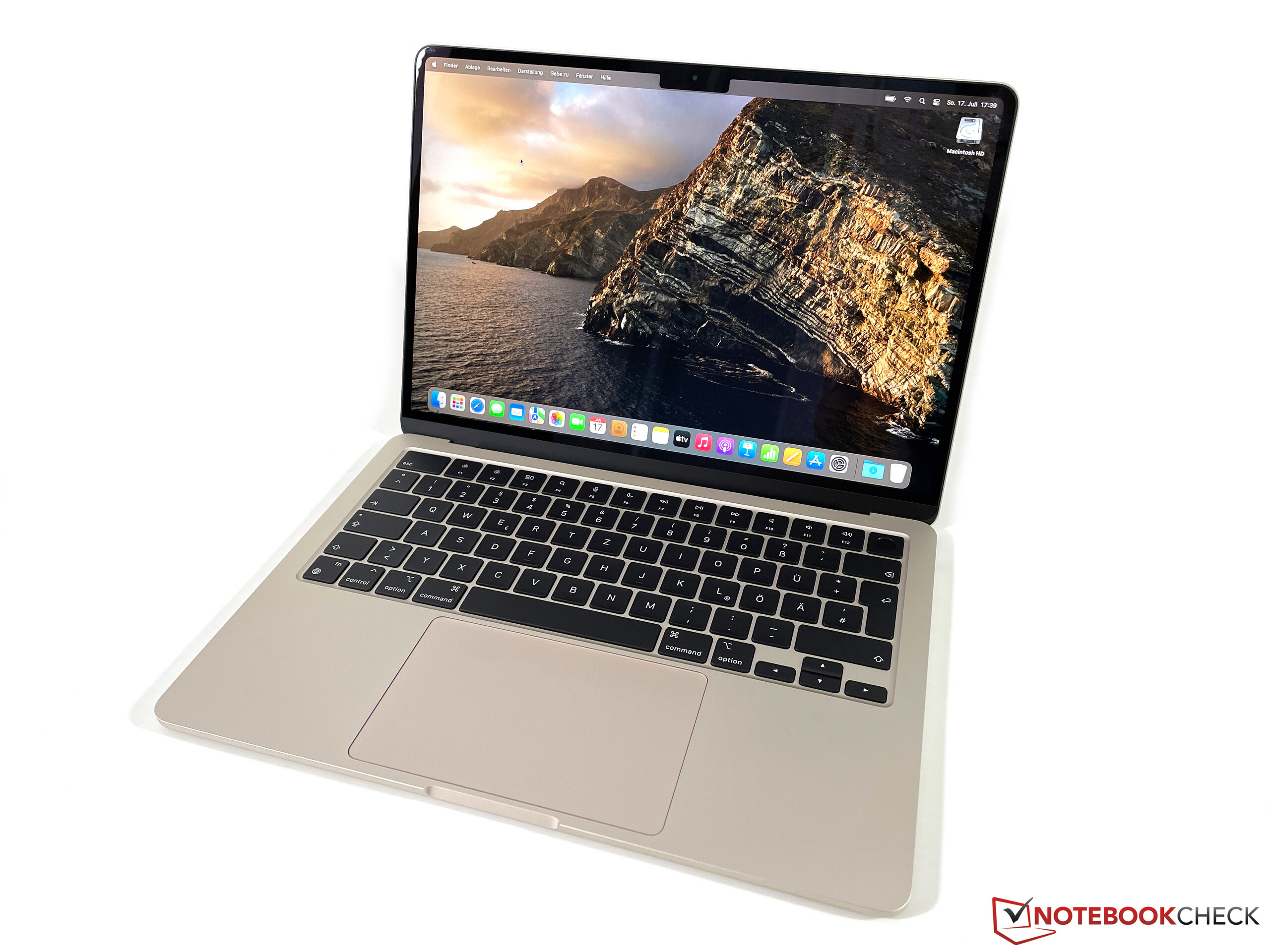 Os novos MacBook Air de 15 polegadas, Mac Studio e Mac Pro já estão  disponíveis - Apple (BR)