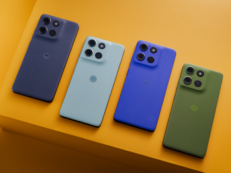 Custodia Per Cellulare A Girocollo Per Motorola Moto G56 5G – Tracolla Con Cordino, Trasparente, Silicone TPU Flessibile, Antiurto E Protettiva