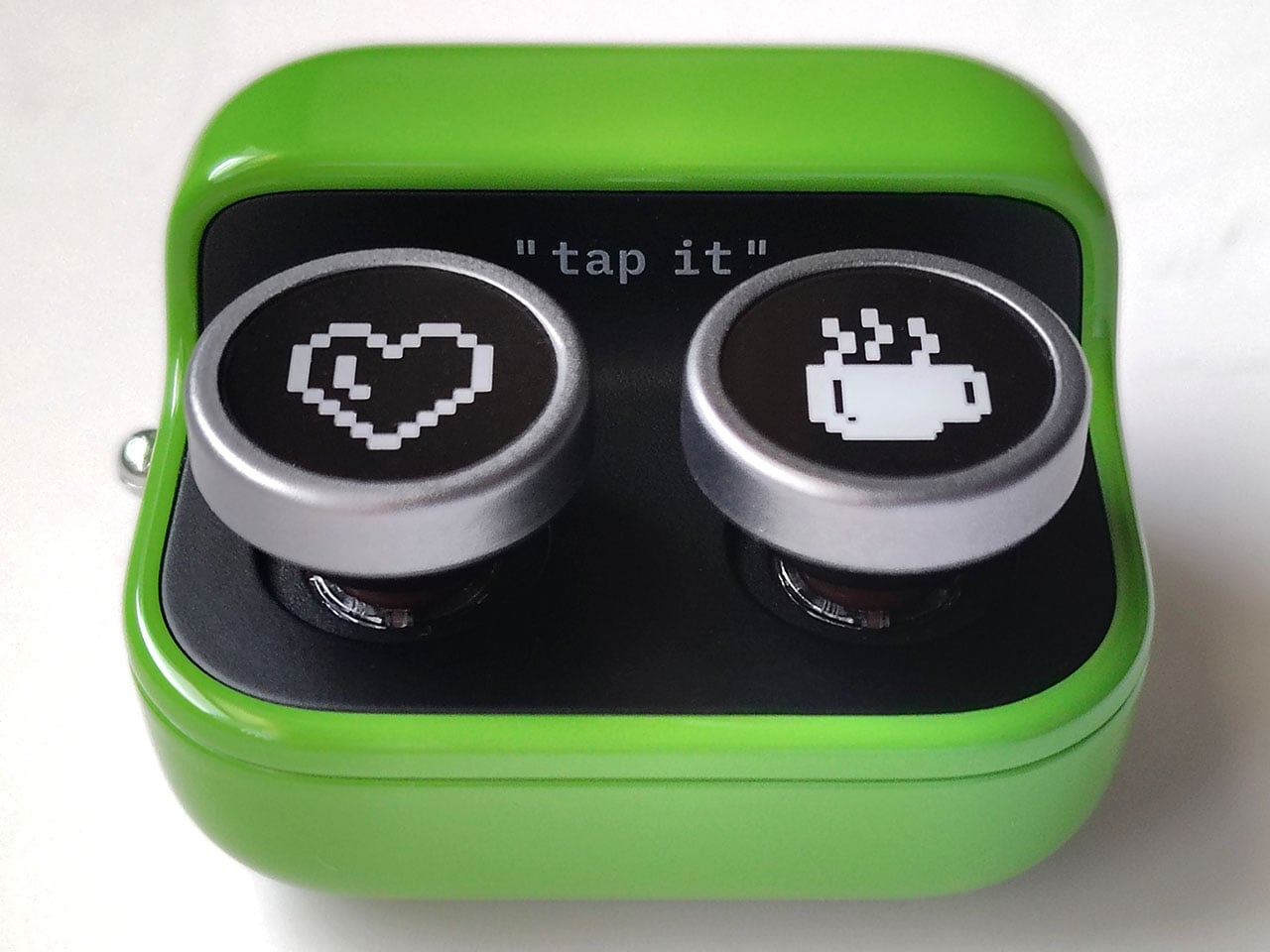 Boox Tappy: dispositivo para virar páginas em leitores eletrônicos.