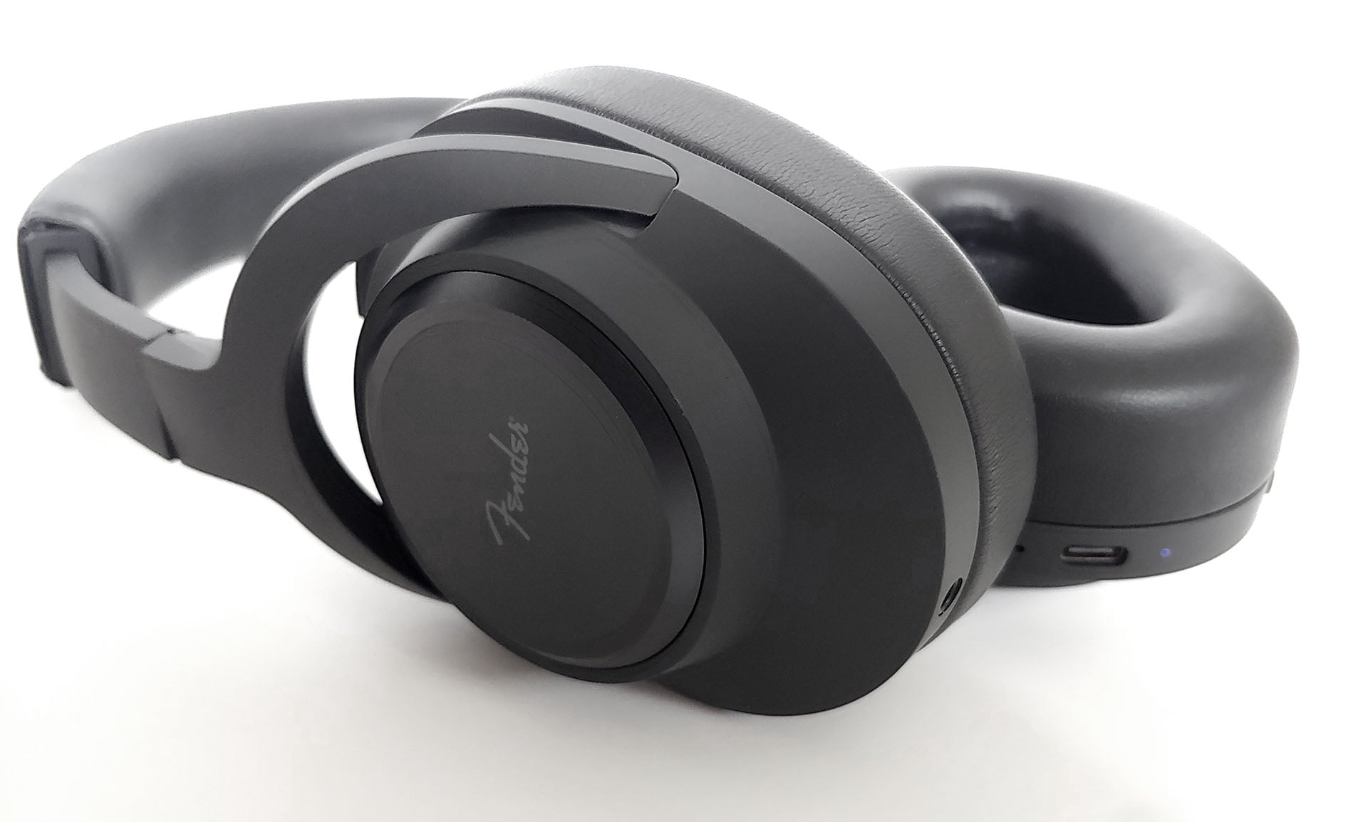 Fones de ouvido Fender Mix.