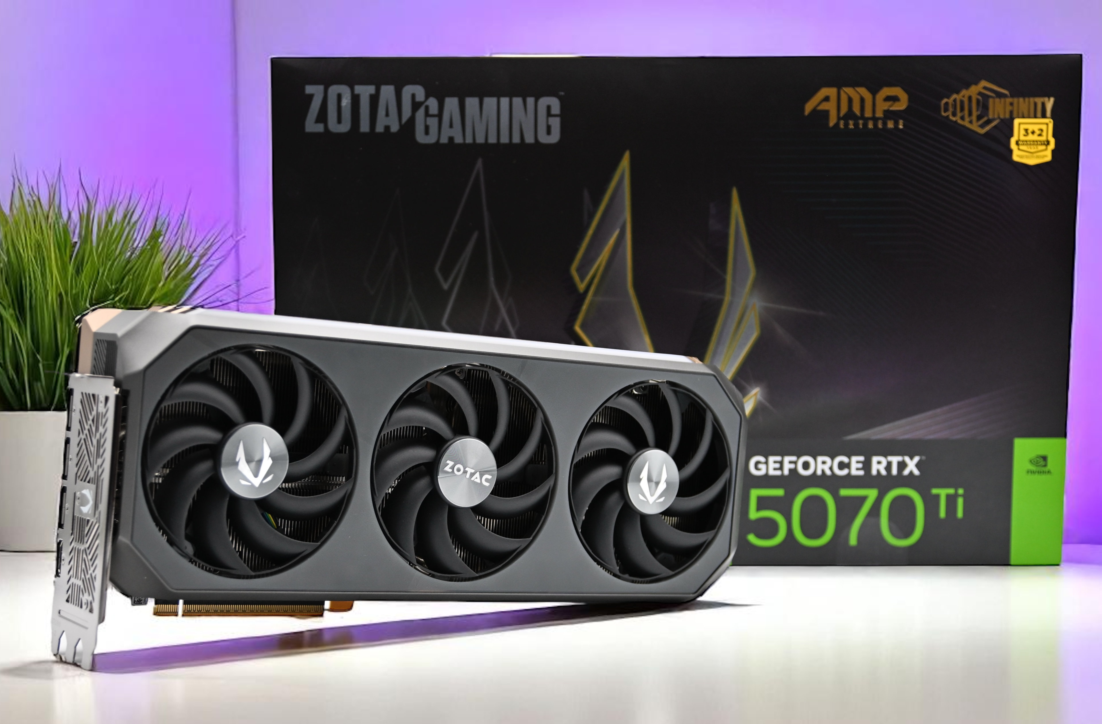 507agu74,506ag36,511ag30,510ag41他2点 Análise da Zotac GeForce RTX 5070 Ti AMP Extreme - 16 GB de VRAM e