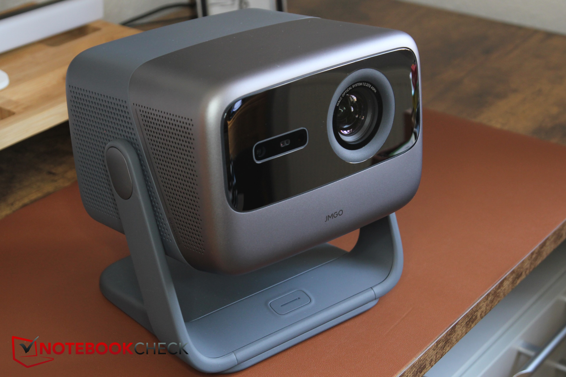 Análise do projetor JMGO N1 Ultra 4K: Projete imagens 4K