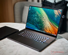 O ProArt P16 recebeu várias atualizações desde seu lançamento original, há mais de um ano. (Fonte da imagem: Notebookcheck)