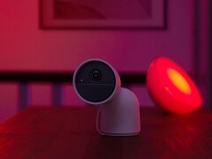 Chegou a atualização 1.2.32.976110 das câmeras Philips Hue Secure. (Fonte da imagem: Philips Hue)