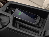 O carregador sem fio da BMW supostamente frita o chip NFC do iPhone 15 Pro. (Fonte da imagem: BMW Canadá)
