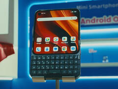 O Titan 2 Elite em uma de suas duas cores de lançamento.