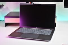 O laptop HP ZBook 8 G2a 14