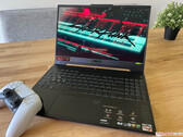Análise do laptop Asus TUF Gaming A15 - Um jogador econômico com uma RTX 4050 e uma tela de 144 Hz