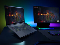Laptop para jogos Razer Blade 18 no desktop (Fonte da imagem: Razer PR)