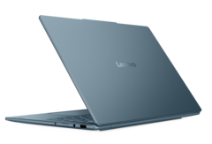 O Lenovo Yoga Slim 7 14 Gen 10 agora conta com uma APU AMD Krackan Point. (Fonte da imagem: Lenovo)
