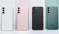 O Galaxy S22 Plus será um dos primeiros smartphones a receber Android 13 e One UI 5.0, fotografados. (Fonte da imagem: Samsung)