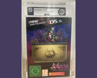Um console New Nintendo 3DS XL Majora's Mask Limited Edition com classificação 85+, lacrado em uma caixa de acrílico (fonte da imagem: r/consoles)