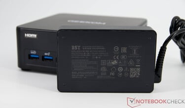 Geekom IT13 Max com fonte de alimentação (19 V; 6,32 A)