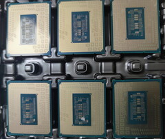 Amostras de engenharia de núcleo i9-12900K podem ser adquiridas em Taobao por quase US$ 700. (Fonte da imagem: Taobao via @yuuki_ans)