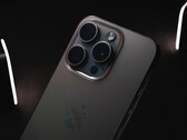 Apple agora oferece um trio de sensores traseiros de 48 MP em seus iPhones Pro e Pro Max. (Fonte da imagem: Samuel Angor - Unsplash)