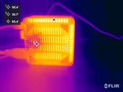 Minisforum Mercury Series EM680 vs. teste de estresse (parte inferior)